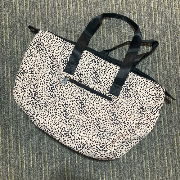 Mali + Lili Handbags - Mali + Lily Black and White Tote Bag